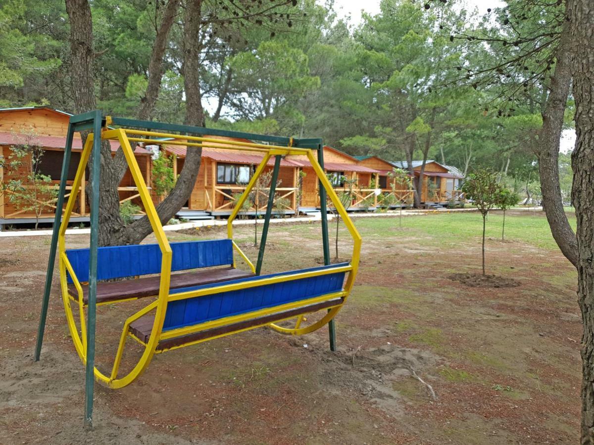 Saranda Beach Bungalow Улцинь Экстерьер фото